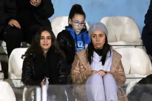 Ο Μπένσοπ είπε "καλησπέρα" και έδωσε προβάδισμα! (φώτος)