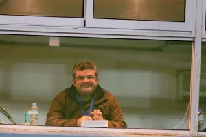 Ο Μπένσοπ είπε "καλησπέρα" και έδωσε προβάδισμα! (φώτος)