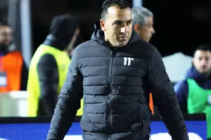 Ο Μπένσοπ είπε "καλησπέρα" και έδωσε προβάδισμα! (φώτος)