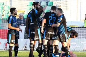 "Καθάρισαν" οι… νέοι και ο... παλιός! (φώτος)