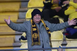 ΜΑΤΣΑΡΑ με... απ' όλα και "ερυθρόλευκο" φινάλε! (Φώτος)