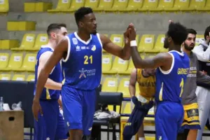 Πέρασε νικηφόρα από τη Λεμεσό το ΑΠΟΕΛ (φώτος)