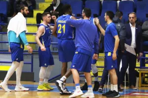 Πέρασε νικηφόρα από τη Λεμεσό το ΑΠΟΕΛ (φώτος)