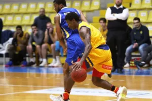 Πέρασε νικηφόρα από τη Λεμεσό το ΑΠΟΕΛ (φώτος)