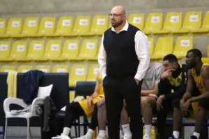 Πέρασε νικηφόρα από τη Λεμεσό το ΑΠΟΕΛ (φώτος)