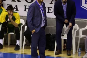 ΑΝΕΤΑ... η ΑΕΚ το  ΑΠΟΕΛ!