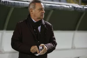 ΑΠΟΕΛ... ξανά χωρίς γκολ, ξανά χωρίς νίκη (φώτος)