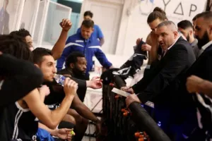 "ΤΡΕΝΟ" ο Κεραυνός, πήρε και το ντέρμπι με Απόλλωνα! (βίντεο/φώτος)
