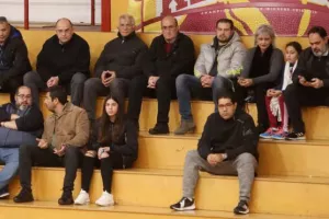 "ΤΡΕΝΟ" ο Κεραυνός, πήρε και το ντέρμπι με Απόλλωνα! (βίντεο/φώτος)