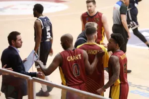 "ΤΡΕΝΟ" ο Κεραυνός, πήρε και το ντέρμπι με Απόλλωνα! (βίντεο/φώτος)