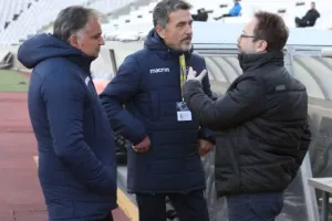 Δεύτερη νίκη και "γαλάζια" η πρόκριση... (φώτος)