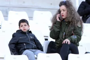 Δεύτερη νίκη και "γαλάζια" η πρόκριση... (φώτος)