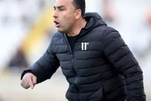Δεύτερη νίκη και "γαλάζια" η πρόκριση... (φώτος)