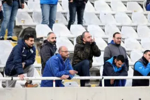 Δεύτερη νίκη και "γαλάζια" η πρόκριση... (φώτος)