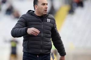 Δεύτερη νίκη και "γαλάζια" η πρόκριση... (φώτος)