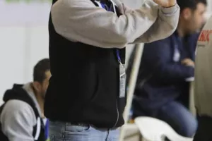 Πετρολίνα ΑΕΚ/Νίκησε την Ομόνοια και ανέβηκε δεύτερη (φώτος)