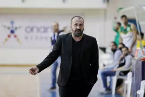 Πετρολίνα ΑΕΚ/Νίκησε την Ομόνοια και ανέβηκε δεύτερη (φώτος)
