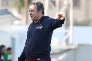 Δύσκολη νίκη με... χρυσή αλλαγή! (φώτος)
