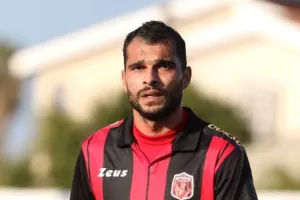 Δύσκολη νίκη με... χρυσή αλλαγή! (φώτος)