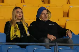 Ο Μπένσοπ είπε "καλησπέρα" και έδωσε προβάδισμα! (φώτος)