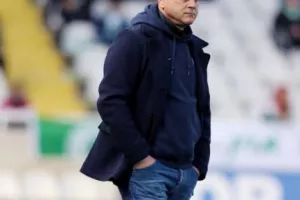 ΠΡΑΣΙΝΟ το ντέρμπι και... φωτιά στην κορυφή! (φώτος)