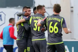 "Ερυθρόλευκη" πρόκριση... μέσω ΑΝΑΤΡΟΠΗΣ! (Φώτος)