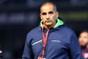"Ερυθρόλευκη" πρόκριση... μέσω ΑΝΑΤΡΟΠΗΣ! (Φώτος)