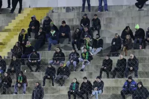 ΑΕΚΑΡΑ… με τρελή ανατροπή και καρέ Τρισκόφσκι!! (φώτος) 