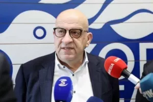 (UPD) ΟΛΑ όσα είπε ο Γ. Κούμας/"Ελπίζω αύριο να έχουμε άσπρο καπνό"