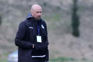 "Ερυθρόλευκο" διπλό και... ξεκάθαρο προβάδισμα! (Φώτος)