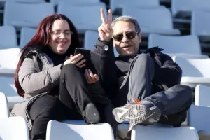 Το... μοίρασαν ξανά! (φώτος)