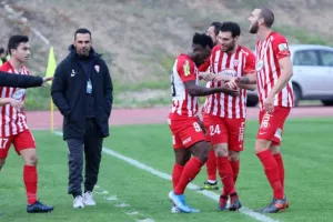 "Ερυθρόλευκο" διπλό και... ξεκάθαρο προβάδισμα! (Φώτος)