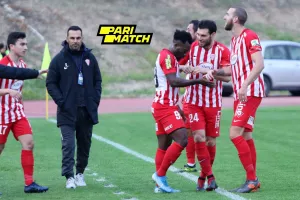 "Ερυθρόλευκο" διπλό και... ξεκάθαρο προβάδισμα! (Φώτος)