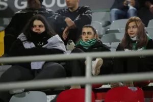 Η ΑΠΟΦΑΣΙΣΜΕΝΗ Ομόνοια... "ΠΡΟΚΡΙΣΗ" απ' το μισάωρο!  (Φώτος)
