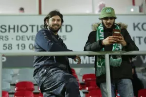 Η ΑΠΟΦΑΣΙΣΜΕΝΗ Ομόνοια... "ΠΡΟΚΡΙΣΗ" απ' το μισάωρο!  (Φώτος)
