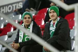 Η ΑΠΟΦΑΣΙΣΜΕΝΗ Ομόνοια... "ΠΡΟΚΡΙΣΗ" απ' το μισάωρο!  (Φώτος)