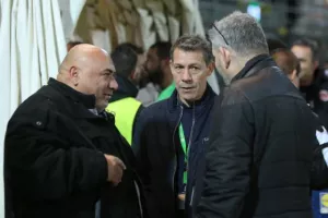 Η ΑΠΟΦΑΣΙΣΜΕΝΗ Ομόνοια... "ΠΡΟΚΡΙΣΗ" απ' το μισάωρο!  (Φώτος)