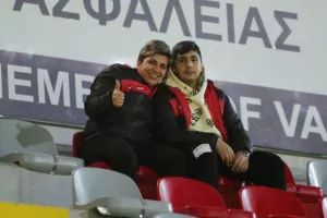 ΜΑΤΣΑΡΑ με ανατροπή, ΠΕΝΤΕ γκολ και... Σαλαμίνα! (Φώτος)