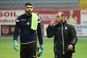 Η ΑΠΟΦΑΣΙΣΜΕΝΗ Ομόνοια... "ΠΡΟΚΡΙΣΗ" απ' το μισάωρο!  (Φώτος)