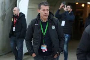 ΠΡΑΣΙΝΟ το ντέρμπι και... φωτιά στην κορυφή! (φώτος)