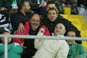 Η ΑΠΟΦΑΣΙΣΜΕΝΗ Ομόνοια... "ΠΡΟΚΡΙΣΗ" απ' το μισάωρο!  (Φώτος)