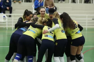Ανατροπάρα... στο ντεμπούτο του Γιαπάνη! (φώτος)