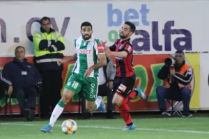 Η ΑΠΟΦΑΣΙΣΜΕΝΗ Ομόνοια... "ΠΡΟΚΡΙΣΗ" απ' το μισάωρο!  (Φώτος)