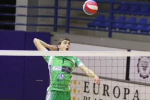 Εύκολο 3-0 το ΑΠΟΕΛ (φώτος)