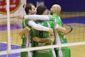 Εύκολο 3-0 το ΑΠΟΕΛ (φώτος)