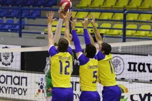 Εύκολο 3-0 το ΑΠΟΕΛ (φώτος)