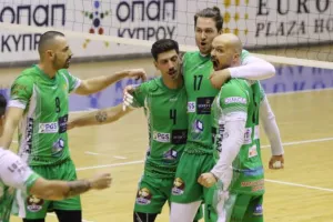 Εύκολο 3-0 το ΑΠΟΕΛ (φώτος)