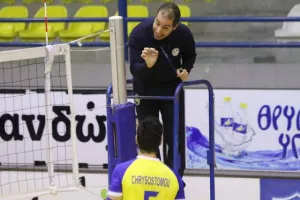 Εύκολο 3-0 το ΑΠΟΕΛ (φώτος)