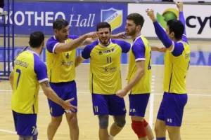 Εύκολο 3-0 το ΑΠΟΕΛ (φώτος)