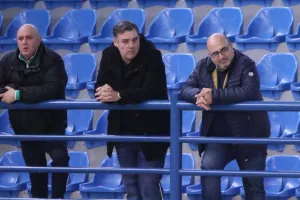 Ο Κεραυνός το ΝΤΕΡΜΠΙ (Φώτος)
